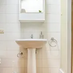 Guesthost - Quiet And Peaceful - Apartament *