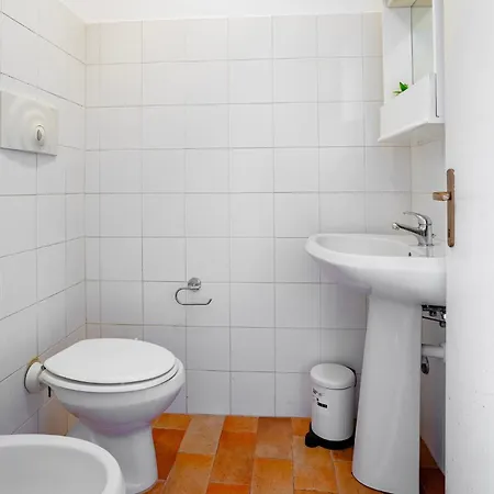 Guesthost - Quiet And Peaceful - Appartement